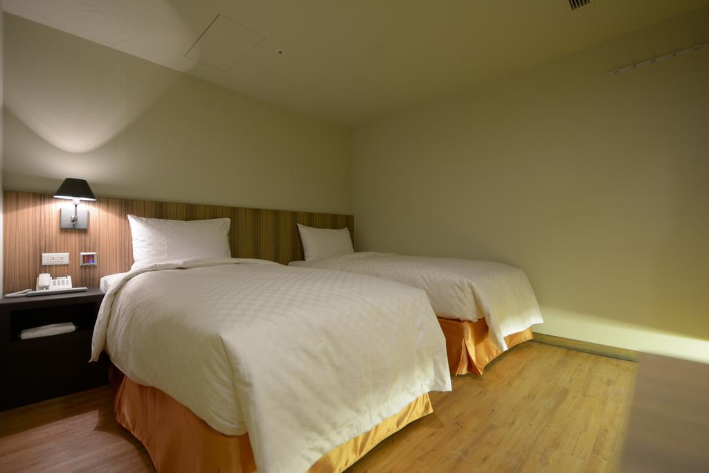 Smile Inn - Taipei Main Station Room photo